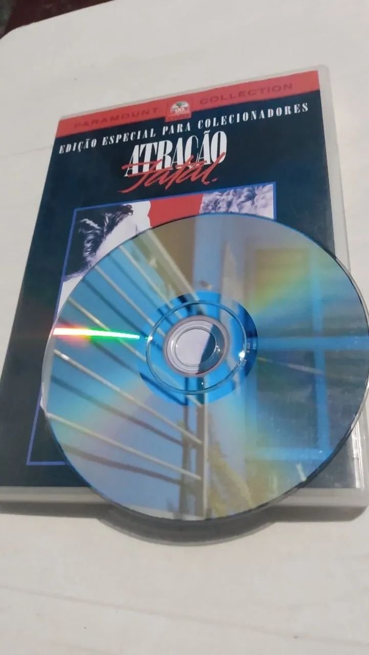 DVD original atração fatal bom estado.  - Foto 3