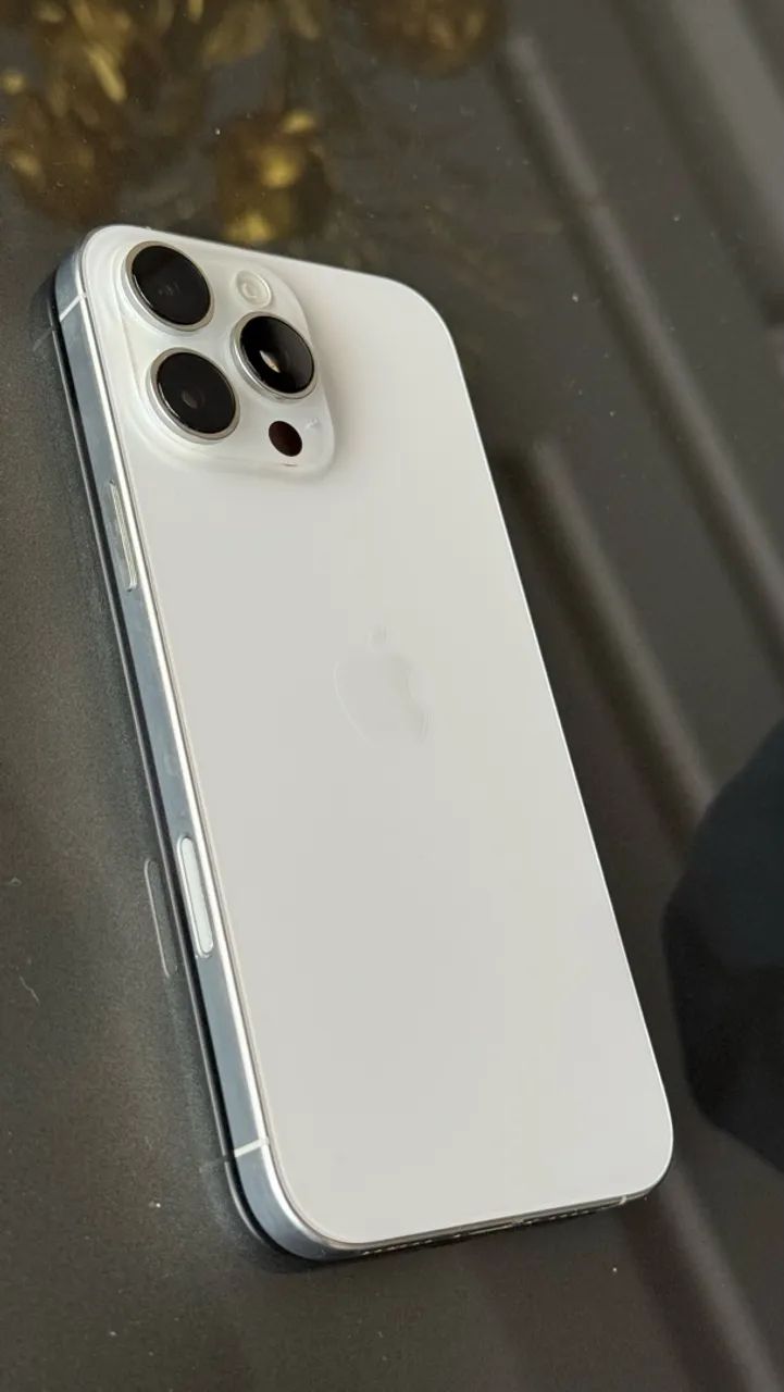 iPhone 16 Pro Max 256 Branco - Foto 3