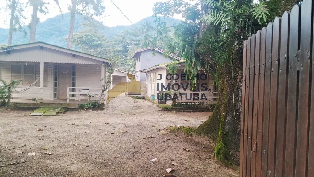 Pousada e chalés com amplo terreno perto da praia do Perequê Mirim - Foto 2