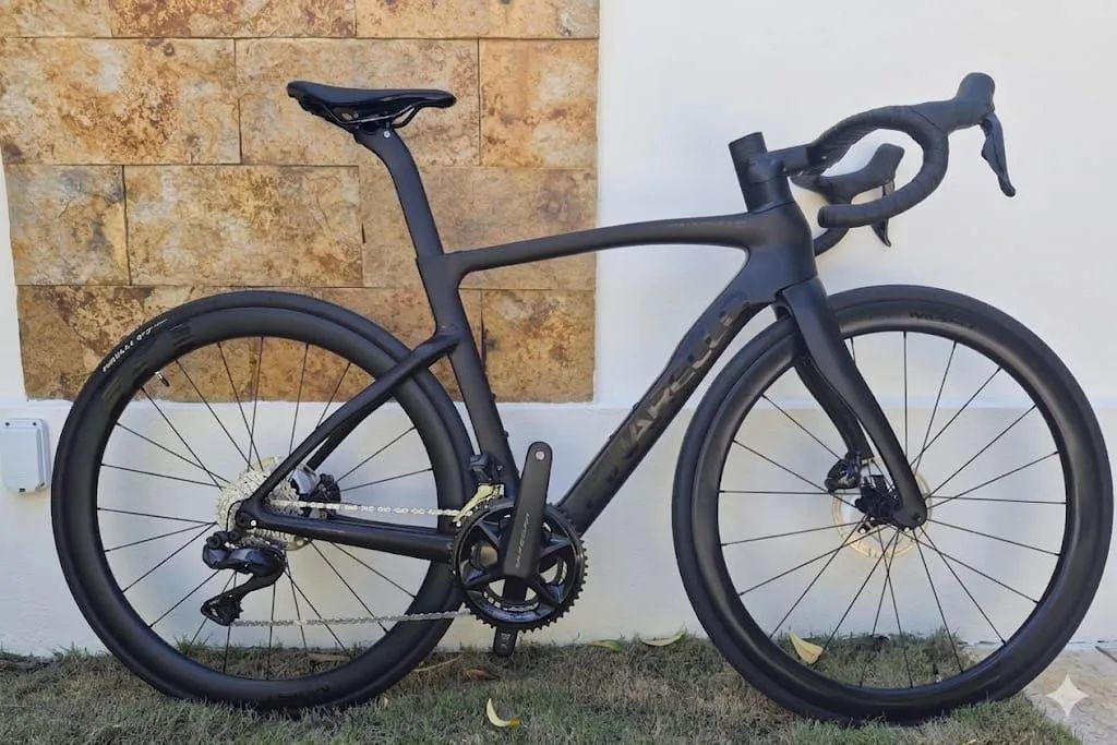Pinarello F