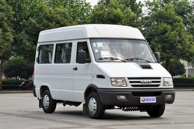 Micro Ônibus - Van, marca FIAT, ano 2002
