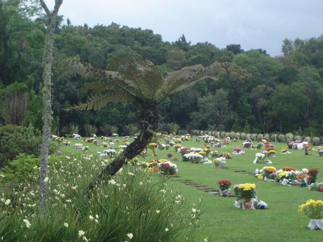 Vendo um Jazigo Cemitério Parque Memorial Graciosa - Foto 3