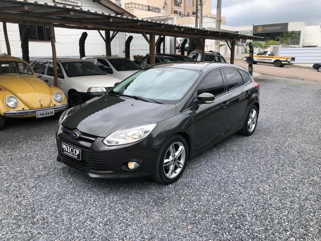 Ford Focus Hatch SE Plus 2014 - Foto 2