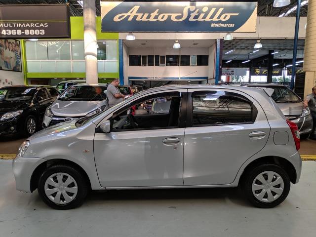 Toyota Etios XS 2013 Prata (Completo / Baixo Km) - Foto 7