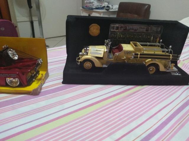 Miniaturas 1/18 - Foto 2