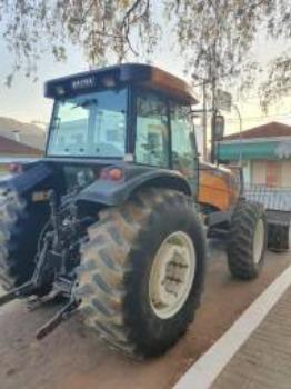 Trator Valtra BM125 com Lâmina - Foto 4