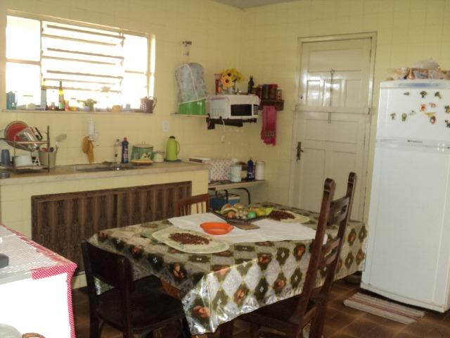 Terreno de 4.352,60 m² com uma casa de 02 quartos com dependência - Foto 4