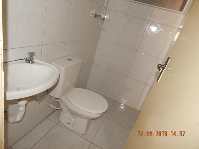 02 casas no lote na QNL 05 BL H R$ 1.800,00 - Foto 13