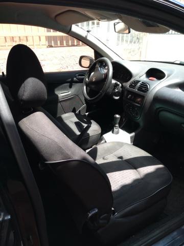 Só levar Barato d+ muito abaixo da Fipe Peugeot 206 1.4 8v 2008 2P Só Vende - Foto 5