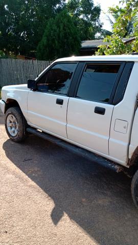 L200 ano 2004