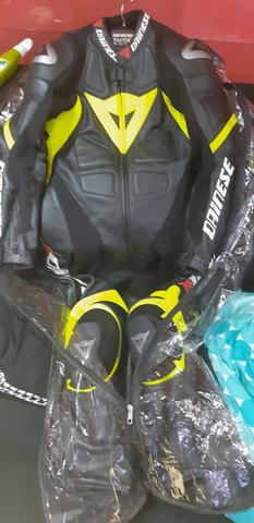 Macacão dainese laguna seca 50 eur 1 peça novo sem uso - Foto 6