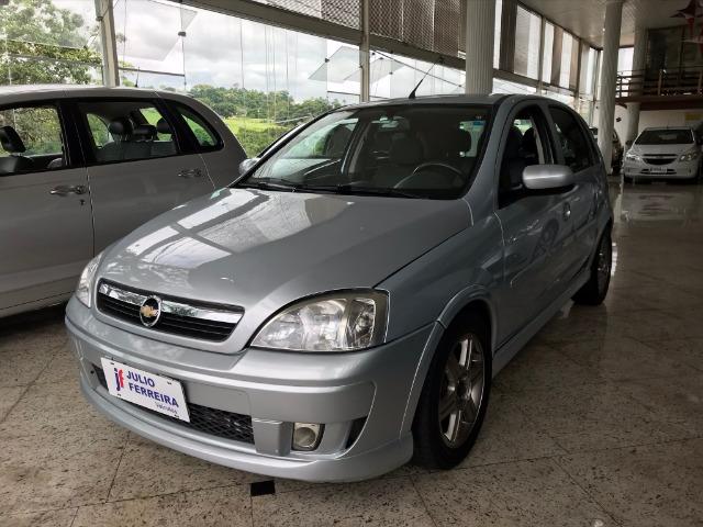 Chevrolet Corsa 1.4 Maxx Flex Prata
