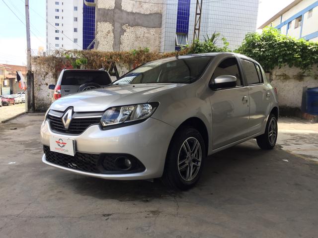 Sandero 1.6 - Foto 2