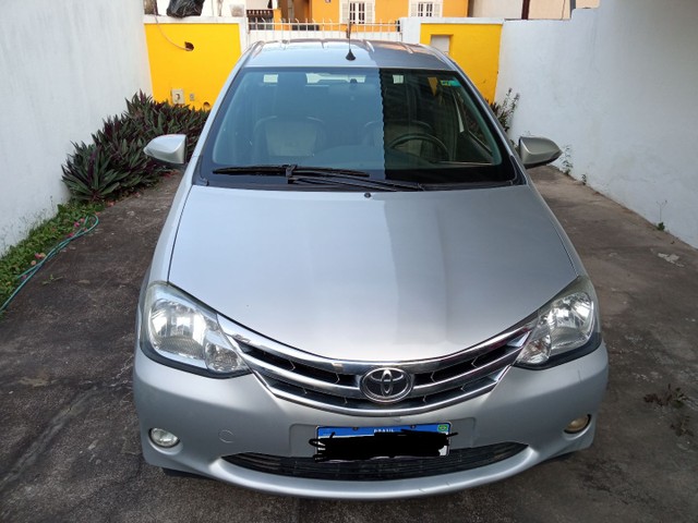 TOYOTA ETIOS PLATINUM 2016 POUCO RODADO