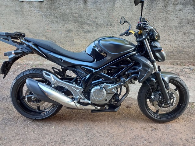 SUZUKI GLADIUS TOP
