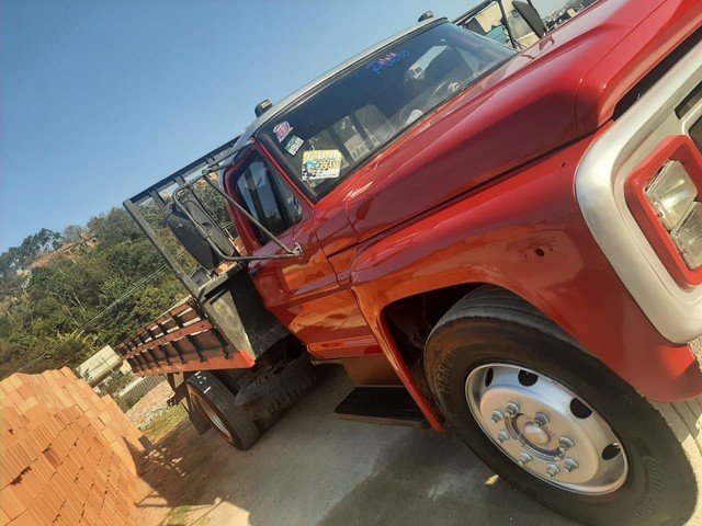 CAMINHAO F 11000