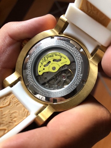 invicta yakuza automático