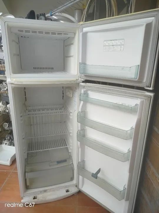 Geladeira duplex Brastemp 360L - Foto 2