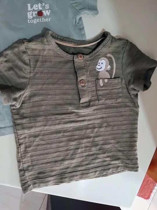 2 camisetas para bebês de 12 a 18 meses  - Foto 2