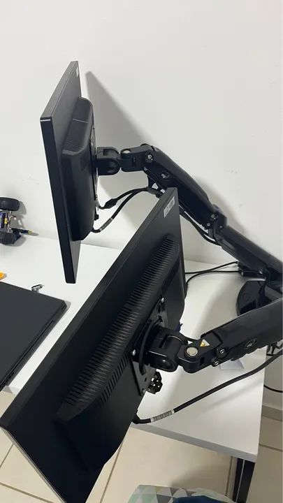 Kit - Dois Monitores HP V19b + suporte 360- Perfeitos para trabalho e jogos!