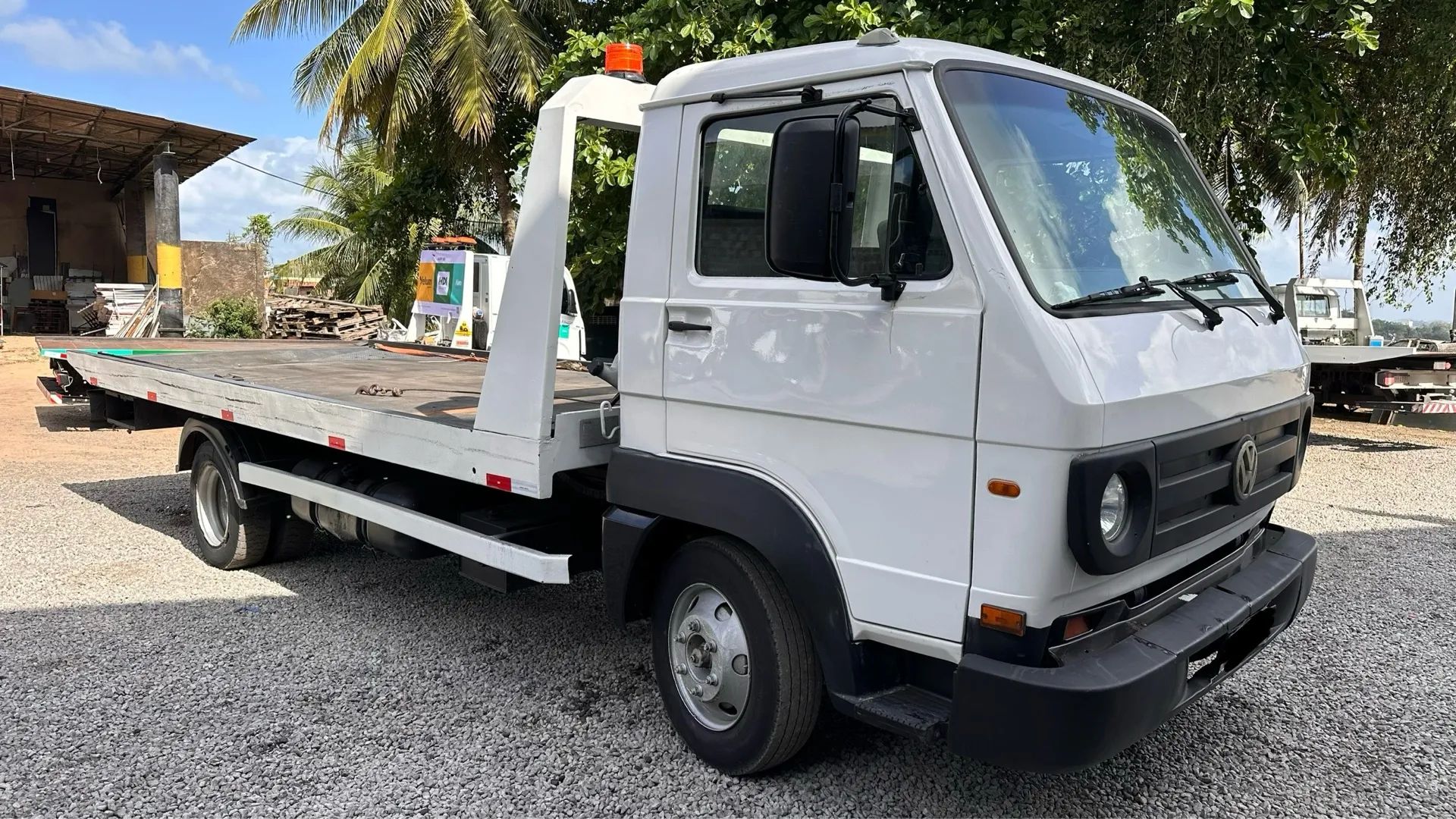 Caminhão guincho plataforma Volks 8.150 2011 - Foto 2