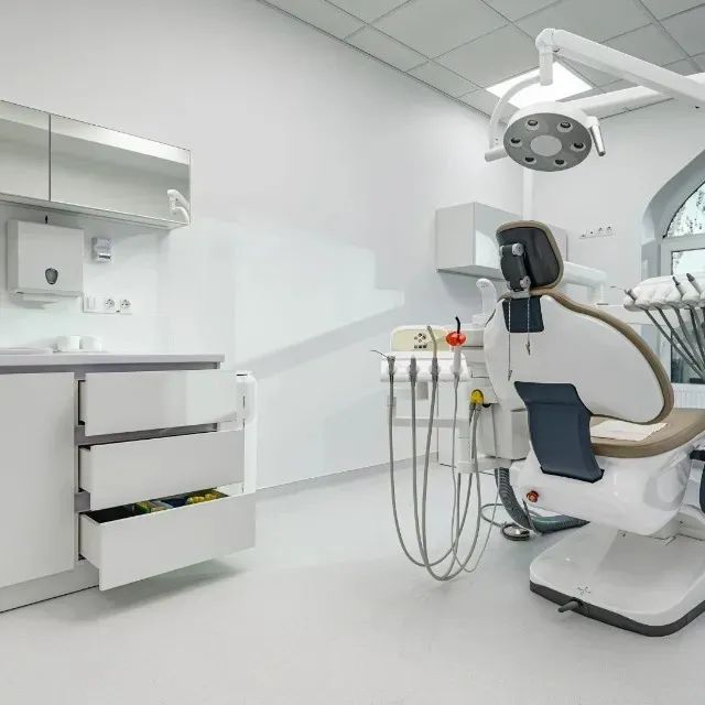 Clínicas Odontológicas no Paraná À Venda