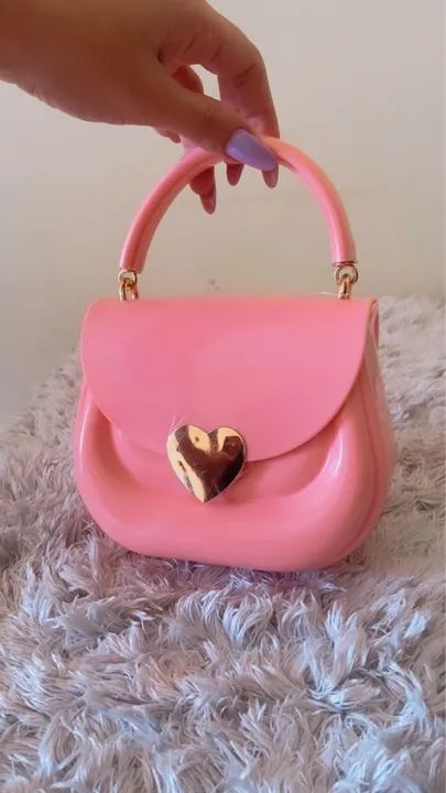 Bolsa de mão rosa em formato de coração - Foto 2