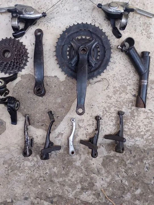 Lote de peças bicicleta em bom estado  - Foto 4