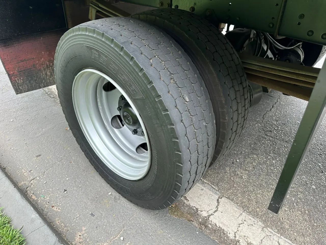 Caminhão Mercedes-Benz Accelo 09/09 Baú - Foto 6