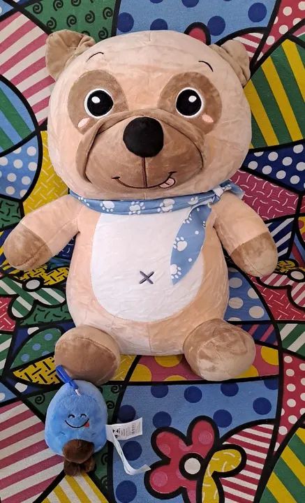 Vendo pelúcia cachorro Pug Médio<br>Tamanho: 40 x 30 cm - Foto 2