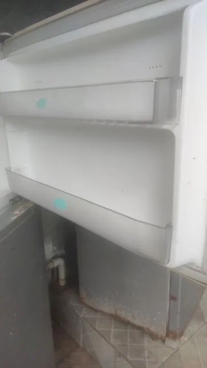 Geladeira Frost Free Eletrolux  - Foto 5