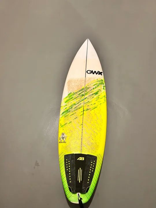 Prancha de surf 6.1 35 litros  - Foto 3