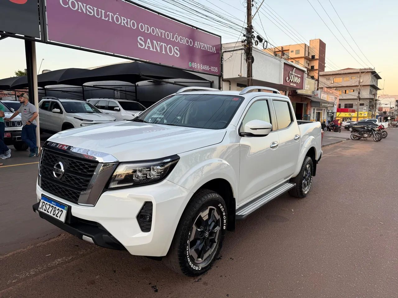 Nissan Frontier XE CD 4X4 2.3 Bi-TB Diesel Aut. 2023