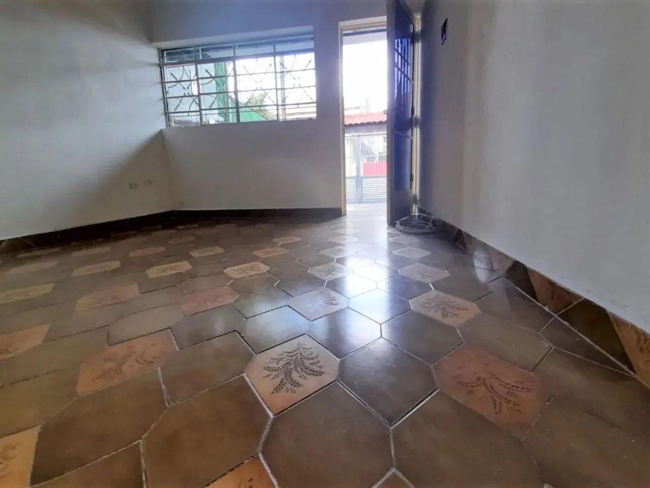 CASA A VENDA NA TERRA FIRME  - Foto 2