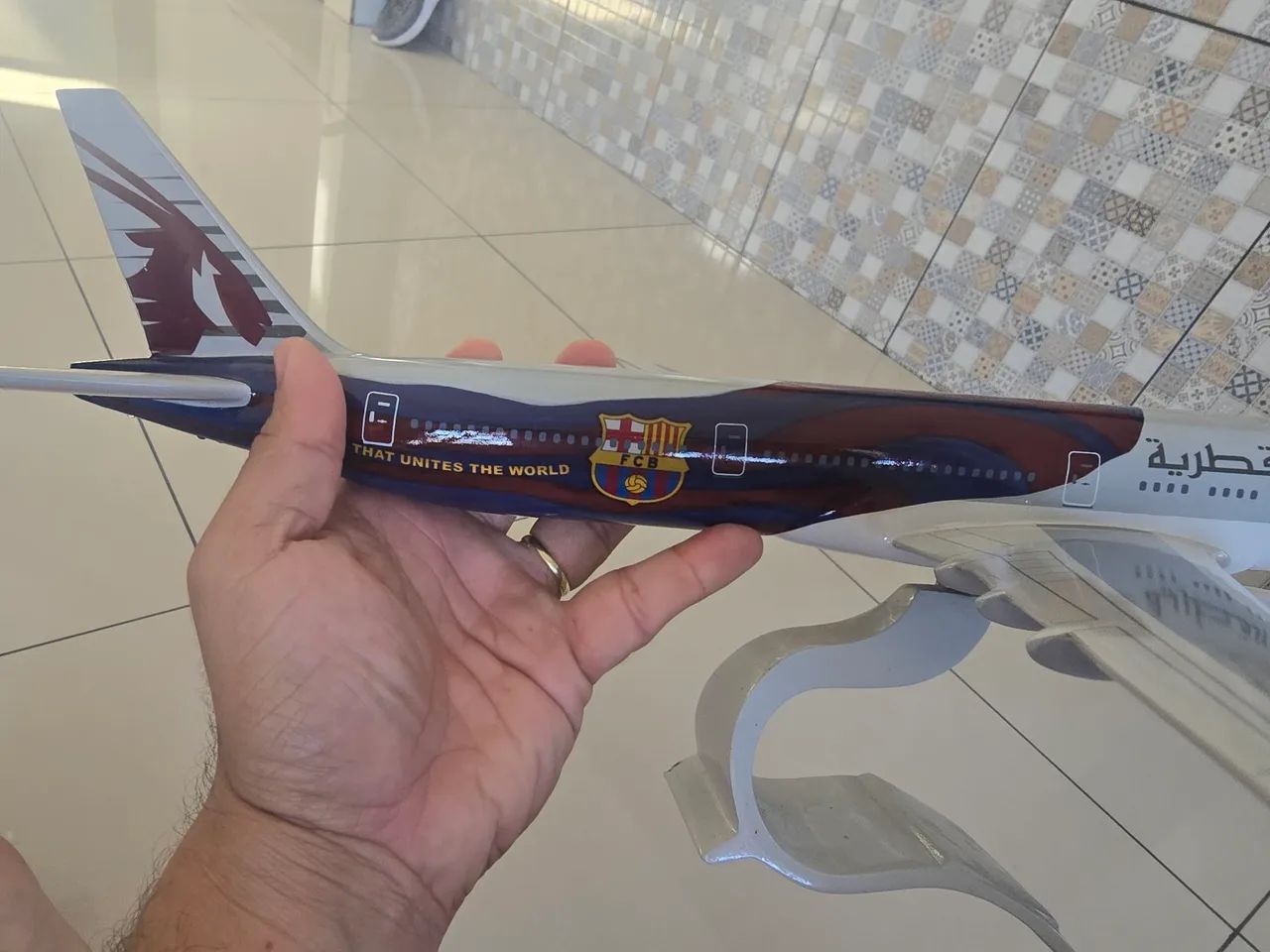MAQUETE  777-300 QUATAR( BARCELONA) - Foto 4