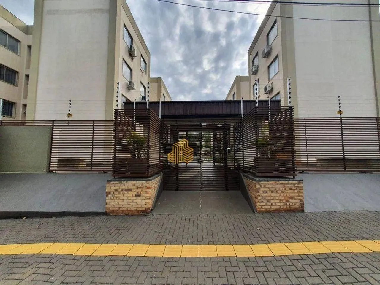 Apartamento para alugar, 60 m² por R$ 1.600,00/mês - Vila Maracanã - Foz do Iguaçu/PR