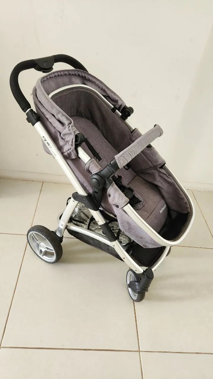 Carrinho de Bebê Epic Lite Infanti Cinza