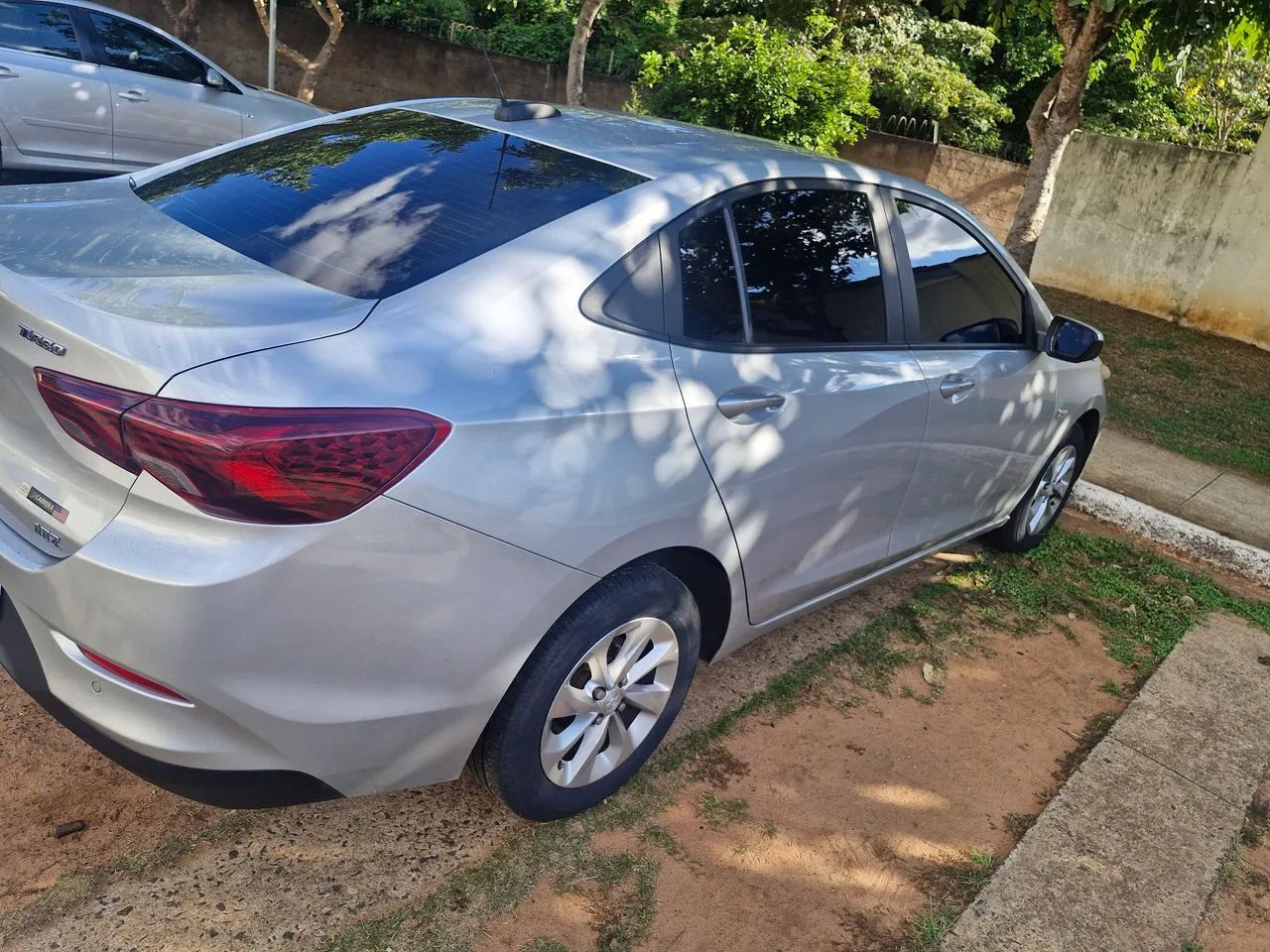 Vendo onix plus LTZ Turbo !!  Leia o anúncio! - Foto 3