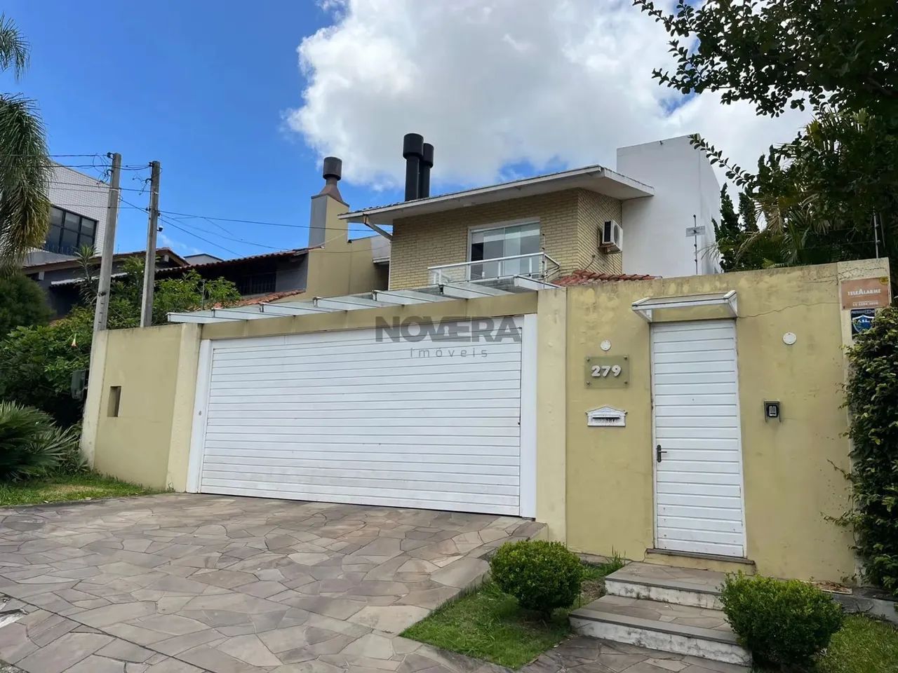 Casa 4 dormitórios à venda Centro Pelotas/RS