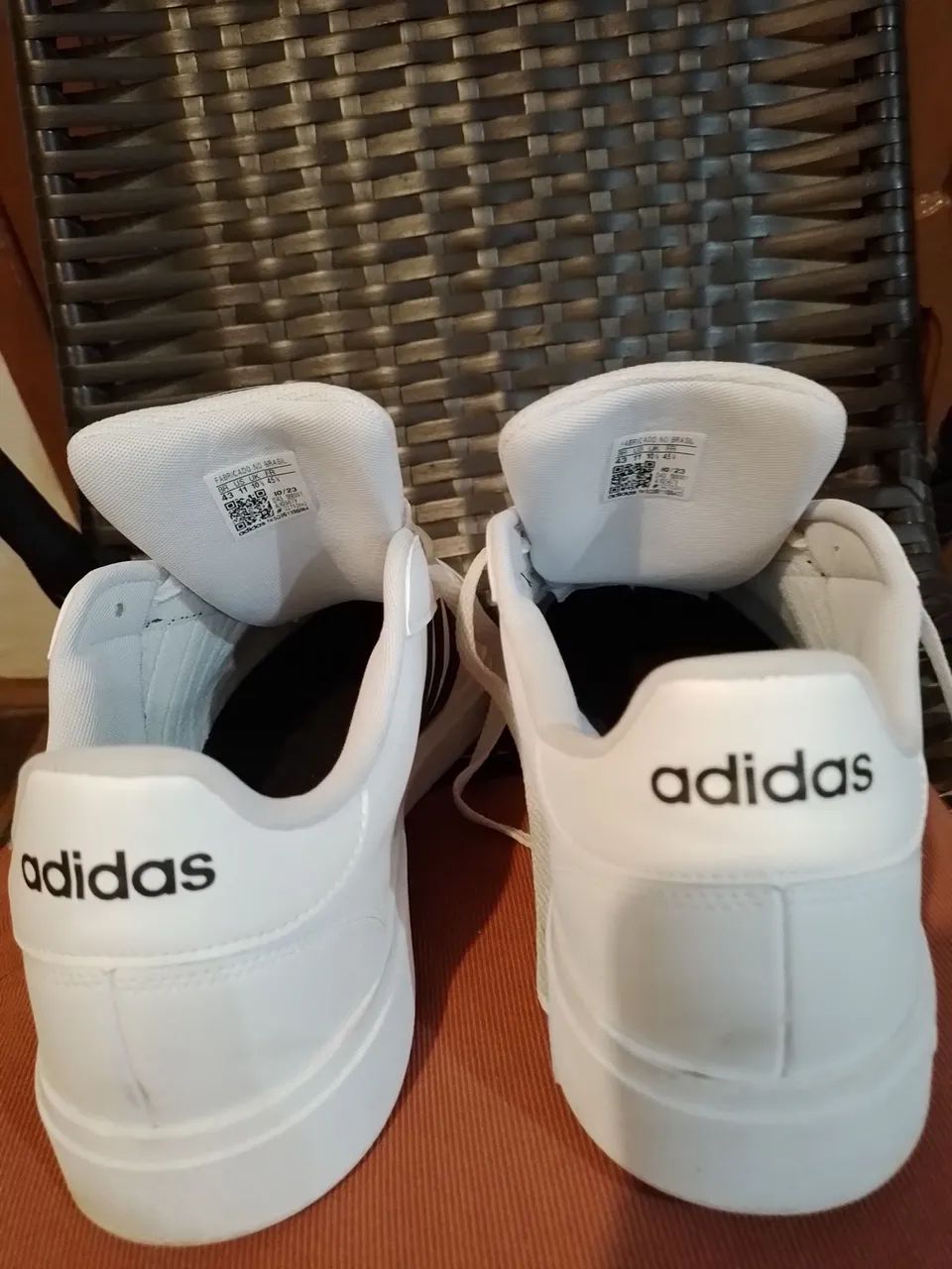 Tenis adidas masc branco 43 , novo - Foto 5