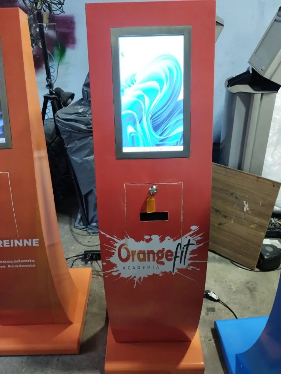 Estão Dominando o Mundo: Porque? Totem Touch Autoatendimento Senhas Automatização: Oferta - Foto 4