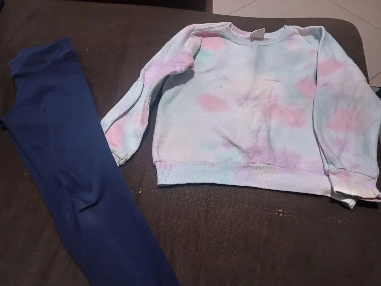 Super Combinho Moletons Levi's,Calvin Klein e outros  - Foto 4