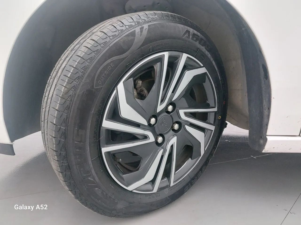 Chevrolet Onix Hatch LT 1.0 12V TB Flex Mec. 4P 2025 - Foto 11