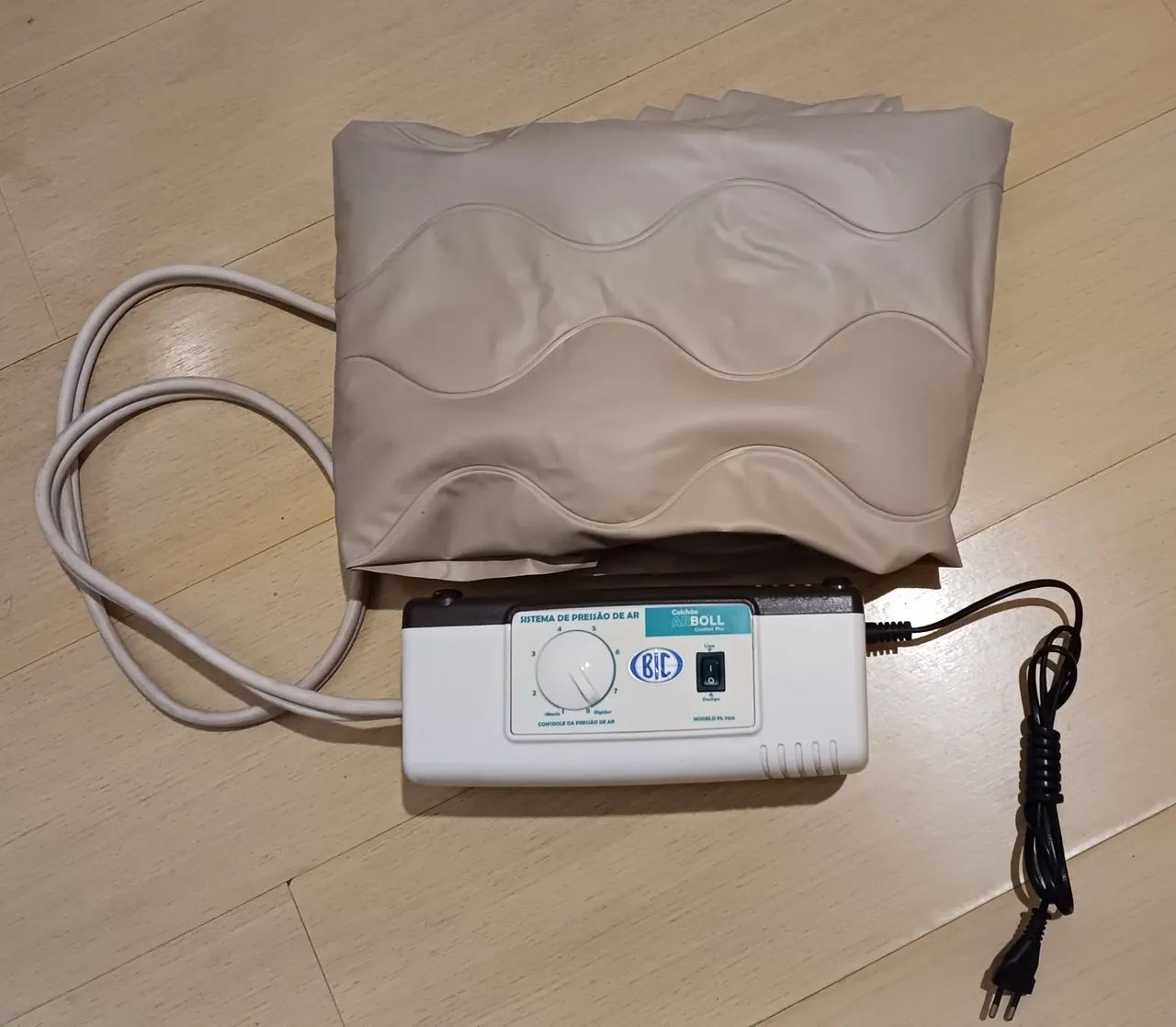 Colchao de ar (pneumático) anti escaras e feridas com ajuste de pressão ARBOLL COMFORT PLU