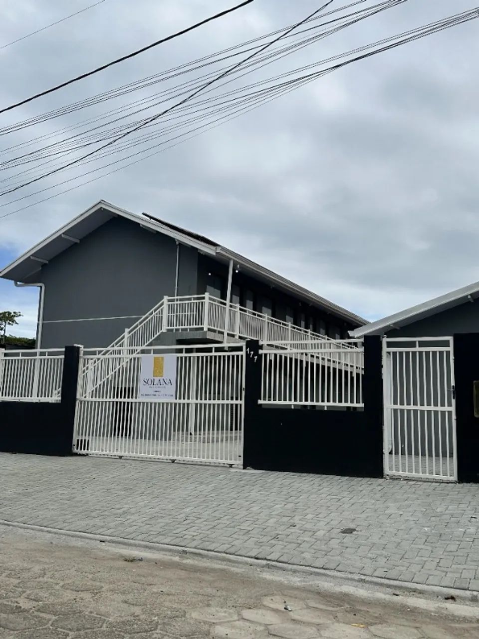 Studios e Suítes em Praia de Leste a 150 metros da praia - Foto 3