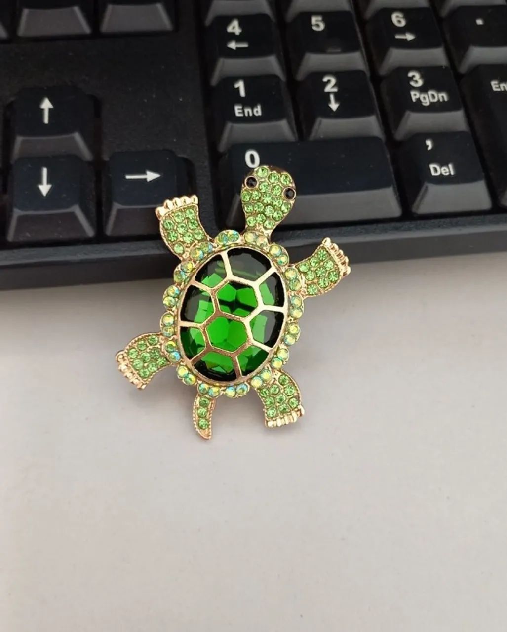 Broche de Tartaruga Strass Verde (novo) - Foto 4
