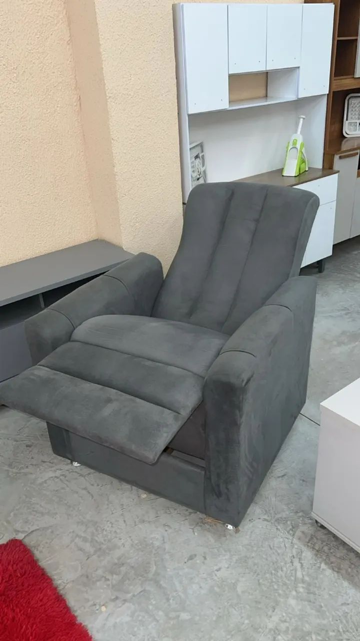 "Bem-Estar e Estilo: Poltrona do Papai Reclinável Cinza para Momentos de Puro Relaxamento" - Foto 2
