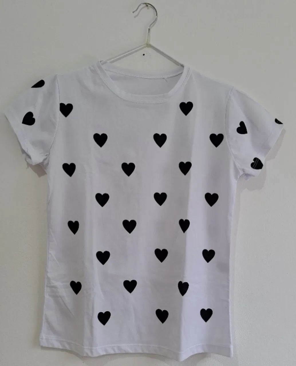 Camiseta feminina tam M - NOVA