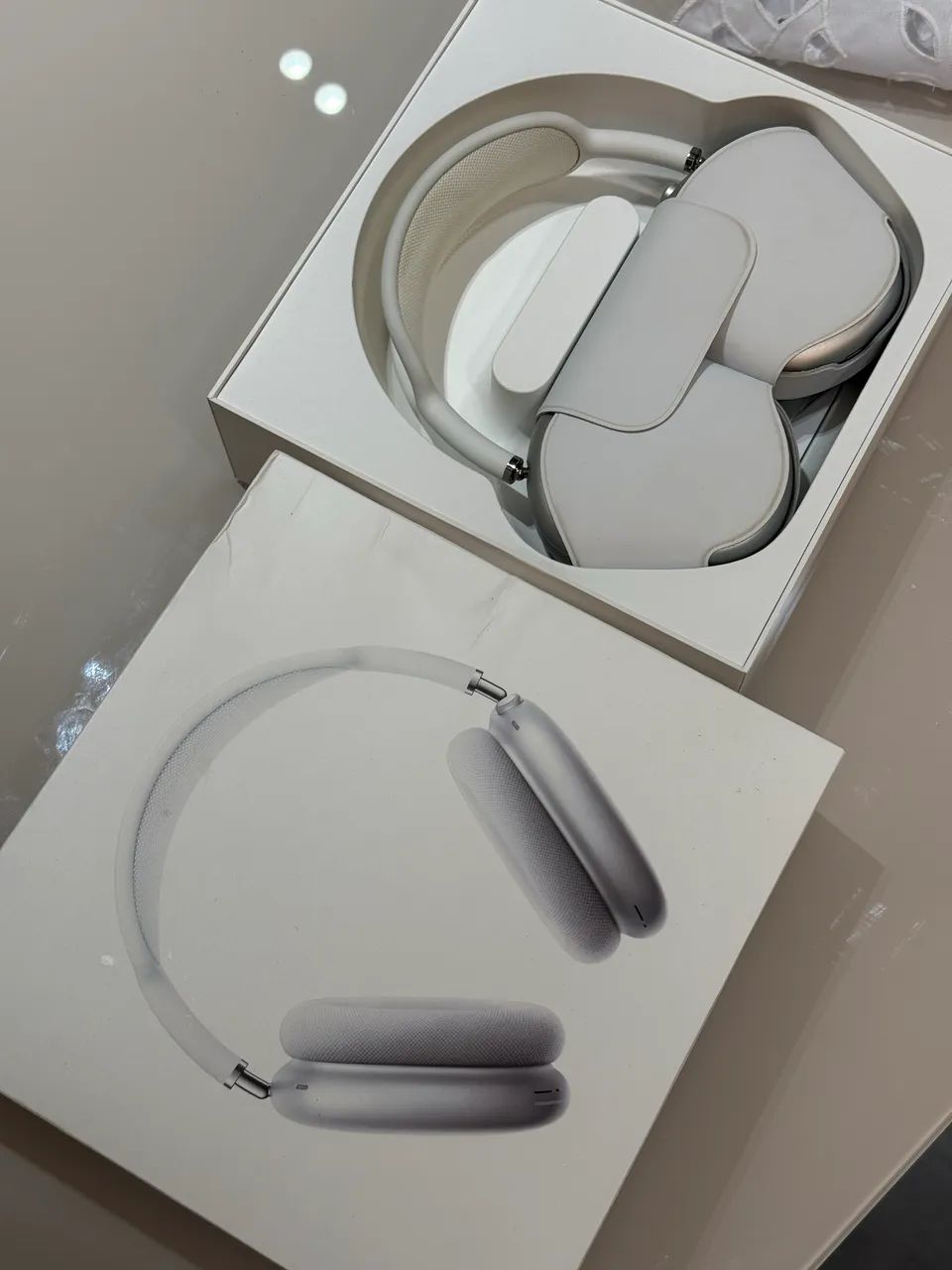 AirPods Max + Smart Case Carregador Tipo Lightning - Prata - Foto 3