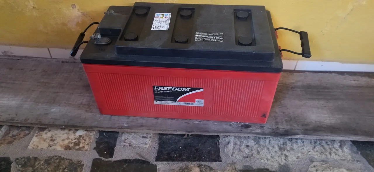 Bateria Estacionária Freedom 240 Amps 14Vots